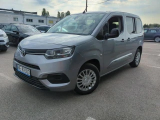 TOYOTA Proace City Ver 1.5 D-4d 100km Standard Business