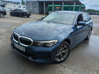 BMW Series 3 318i Touring