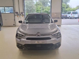 CITROËN C4 50KWH SHINE PACK 136 CV Pack Winter; Toit ouvrant vitre; Peinture metallisee; GPS