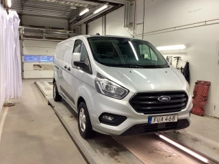 FORD Transit Custom 300 130hk L2 Indredning Värmare Drag Nav