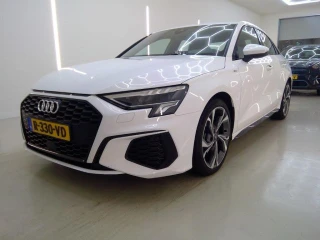 AUDI A3 Limousine 30 TFSI S tronic edition