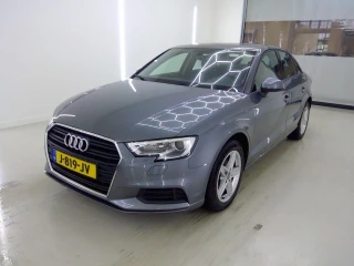 AUDI A3 Limousine 30 TFSI Pro Line 4d