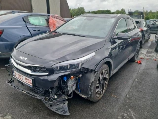KIA XCEED 1.6 GDI PHEV DCT BUSINESS LINE