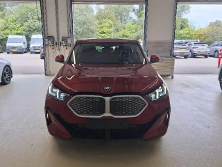 BMW IX2 20 67KWH 204 CV GPS
