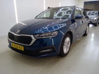 SKODA OCTAVIA COMBI 1.0 TSI e-TEC MHEV DSG Business Edition