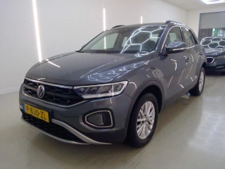 VOLKSWAGEN T-Roc 1.5 TSI 110kW DSG Life Business 5d