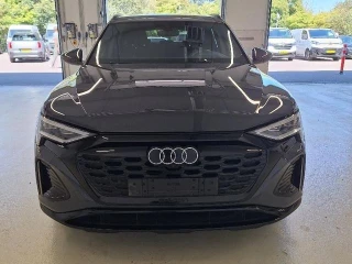 AUDI Q8 SPORTBACK 95KWH S-LINE QUAT 340 CV Cuir, Camera, Matrix LED