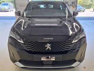 PEUGEOT 3008 1.5 BLUEHDI S&S EAT8 130CV GT, PDC, GPS, Glass panoramic roof