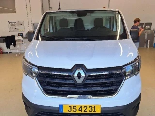 RENAULT TRAFIC 2.0 DCI 96KW CONFORT LW 130CV Rear Radar Parking, Lidded storage dashboard + 2 USB outlets