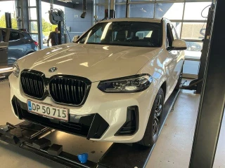 BMW IX3 80 kWh iX3 M Sport Charged UA!