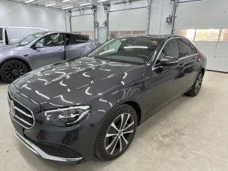 MERCEDES-BENZ E-Class 2.0 E 300 4matic Business Auto UA!