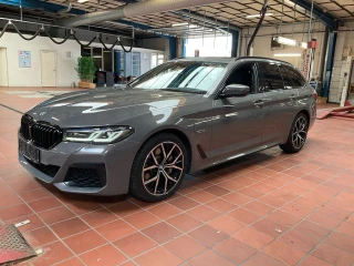 BMW 5 SERIE 530e TOURING F M SPORT PLUS UA!