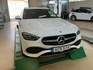 MERCEDES-BENZ C-Class C 300 e T 313hk Avantgarde Vinterpkt Drag