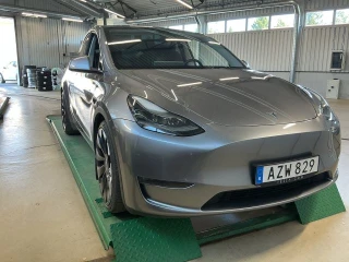 TESLA MODEL Y Performance 534hk AWD Läder Pano