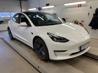 TESLA Model 3 Long Range AWD 498hk Läder Pano