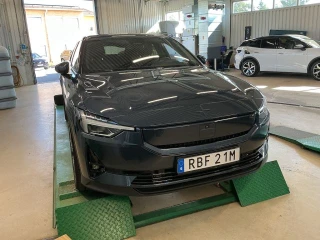 POLESTAR 2 Long Range Single Motor 299hk Pilot