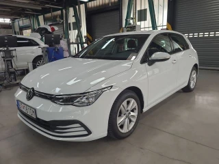 VOLKSWAGEN Golf VIII 1.5 TSI ACT 130k 6-st. man. Life