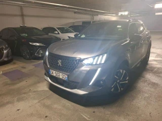 PEUGEOT 2008 1.2 PureTech 130ch S&S GT EAT8