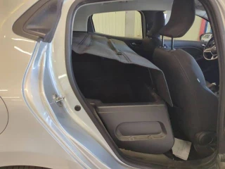 RENAULT CLIO Clio Réversible 1.6 E-Tech 140ch Business