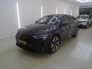 AUDI Q8 Sportback e-tron 50 quattro Advanced edition