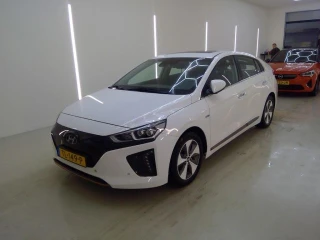 HYUNDAI Ioniq EV Premium 5d