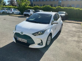 TOYOTA YARIS 1,5 Hybrid 116 HK AUT H3 UA!