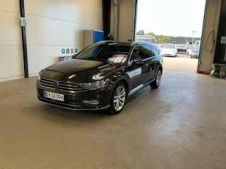 VOLKSWAGEN PASSAT 2.0 TDI 150 Elegance PLUS PRO DSG Var UA!