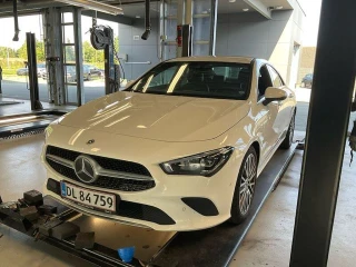 MERCEDES-BENZ CLA 2.0 220 d DCT BUSINESS coupé UA!