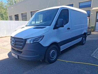 MERCEDES-BENZ SPRINTER 215 2.0 CDI VAN R1 F WD