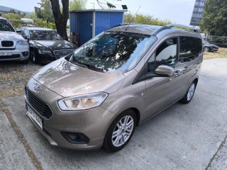 FORD Tourneo Courier 1.5 Tdci 100 Le Titanium