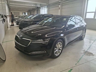 SKODA SUPERB 150 Ps Tdi Style 7-Gang Dsg Combi 110KW