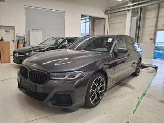 BMW Series 5 530e Xdrive Touring 135KW