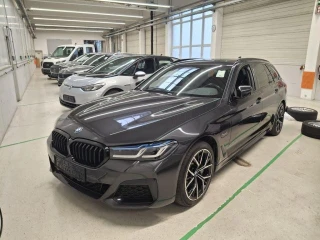BMW Series 5 530e Xdrive Touring 135KW