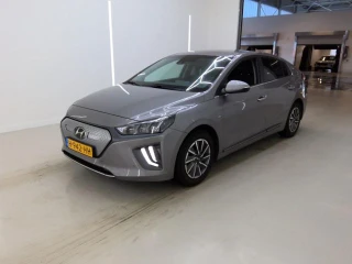 HYUNDAI Ioniq EV Premium Design 5d - EX-TAXI DRIVE MOTOR AND PCU BROKEN