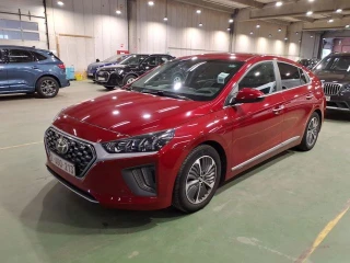 HYUNDAI IONIQ 1.6 PLUG-IN HYBRID SHINE