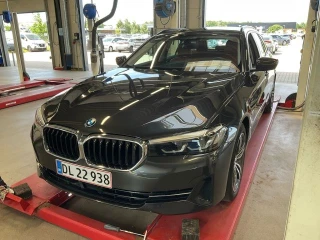BMW 5 SERIE 530e TOURING SPORT LINE UA!,