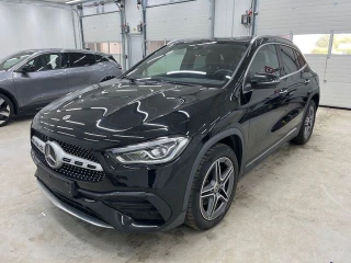 MERCEDES-BENZ Gla 250 E Business Amg Dct UA!