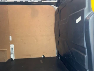 FORD E-TRANSIT Transit 2T Fg PE 350 L2H2 198 kW Batterie 75/68 kWh Trend Business // - 3T9 VITESSE LIMITEE A 90//OK PERMIS B