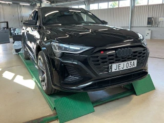 AUDI SQ8 SPORTBACK E-TRON Sportback e-tron quattro 503hk Drag Läder Pano Matrix