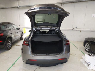 TESLA MODEL Y MAXIMALE REICHWEITE