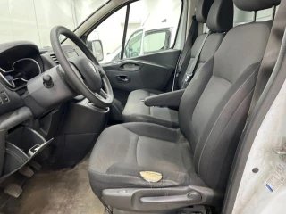 RENAULT Trafic 2.0 Dci 145 T29 L2h2 Mwb Fl Tekno UA!
