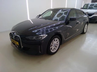 BMW i4 eDrive40