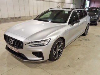 VOLVO V60 2.0 T6 RECHARGE AWD GEARTR R-DESIGN