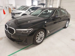 BMW SERIES 5 520D A