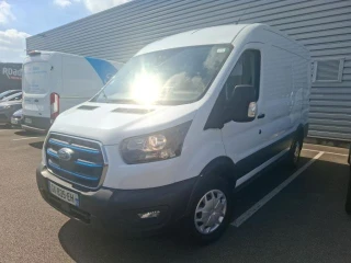 FORD E-TRANSIT Transit 2T Fg E350 L2H2 198 kW Batterie 75/68 kWh Trend // - 3T9 VITESSE LIMITEE A 90//OK PERMIS B