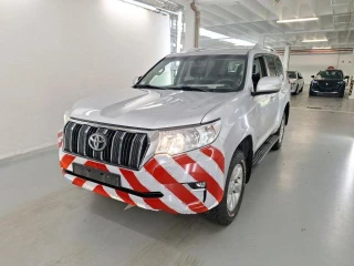 TOYOTA LAND CRUISER LWB DIESEL - 2017 2.8 D-4D Country A-T Transfo Van Fluxys