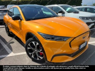 FORD MUSTANG MACH-E 269CV Standard Range Premium AWD Sport utility vehicle 5-door