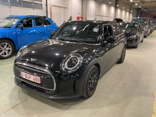 MINI 5 DOOR 1.5 COOPER AUTO