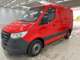 MERCEDES-BENZ SPRINTER 215 A1H1 KSV FWD Auto UA!