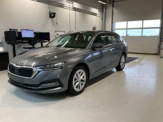SKODA OCTAVIA 2,0 TDI AdBlue Style DSG7 Combi UA!
